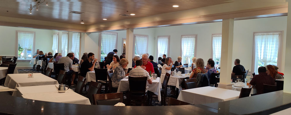 Su Chang's front dining room, with guests enjoying their meals.